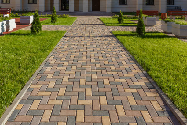 Best Concrete driveway pavers in Benton, IL